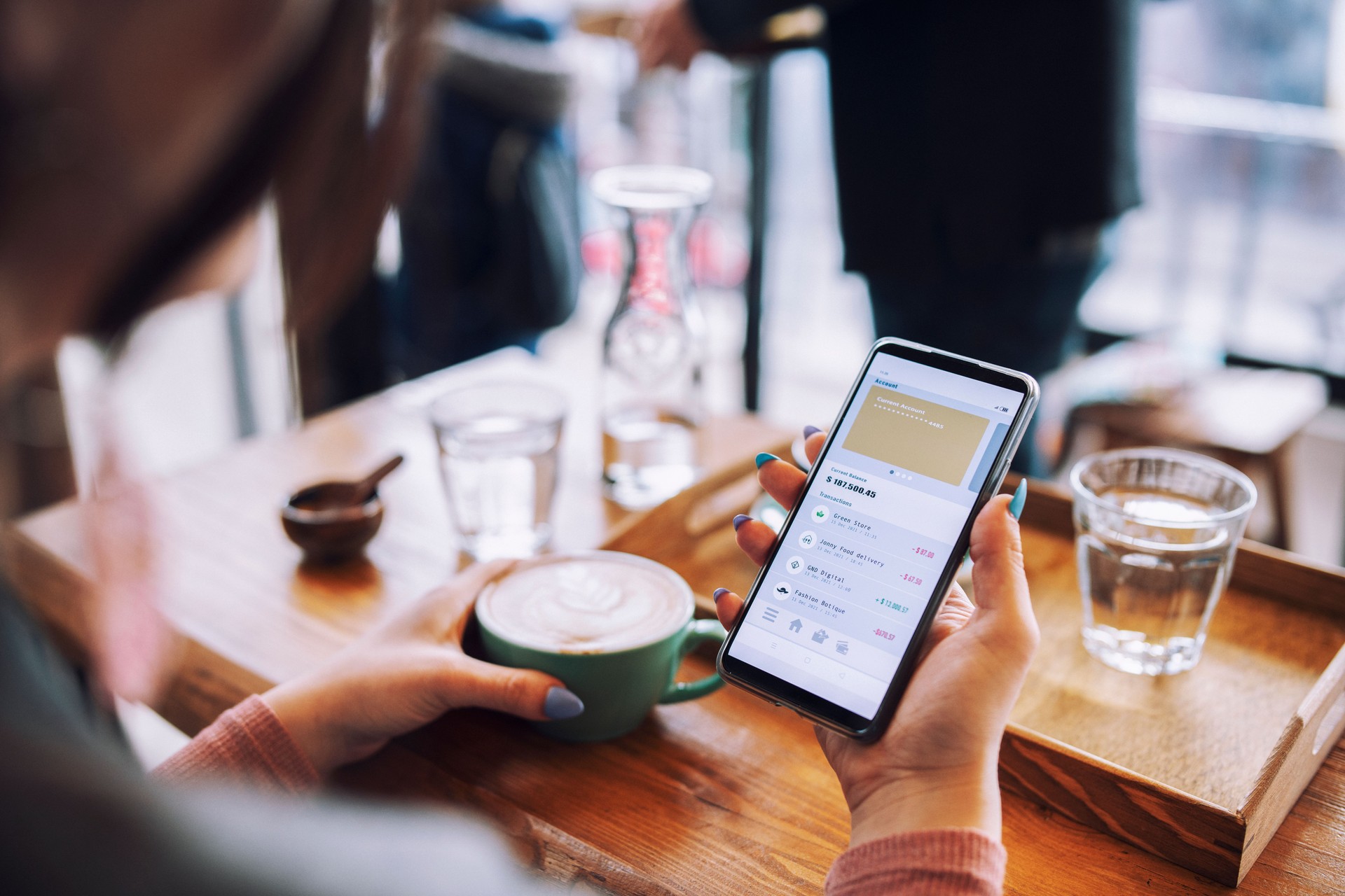 Managing online banking on cafe.